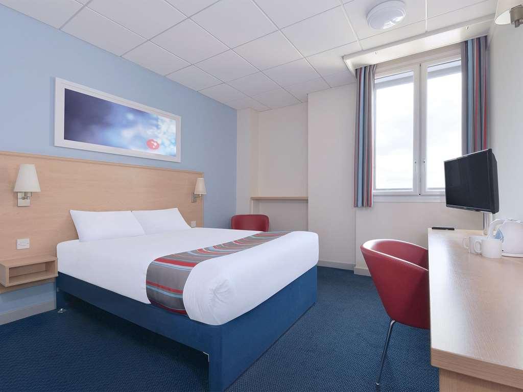 Travelodge Frimley Rom bilde